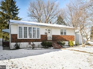404 West Cir, Bristol, PA 19007