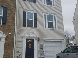 825 Blossom Dr, Hanover, PA 17331