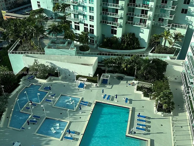 1800 N Bayshore Dr #2315 — Photo 26