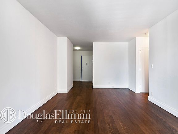 2nd image of 211 E 46th St #14C