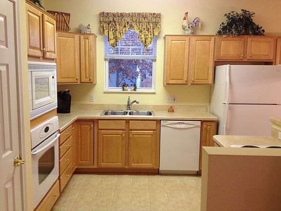 5th image of 2110 Hathaway Ct