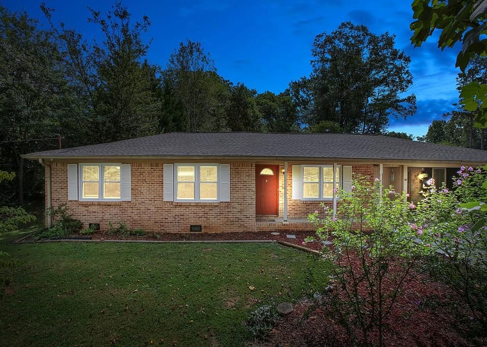 1st image of 456 Shannon Way