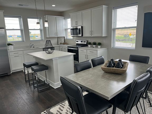 3rd image of 6108 S 206th Ave #202