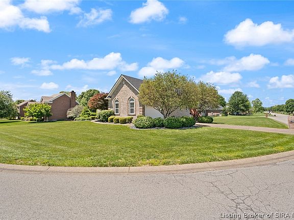 3rd image of 3310 Twelve Oaks Court