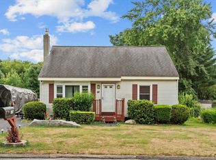 28 Bailey Ave, Manchester, NH 03104