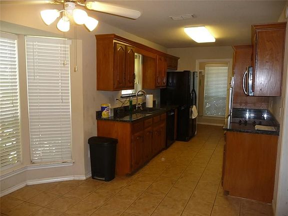 5th image of 1853 Westcreek Dr