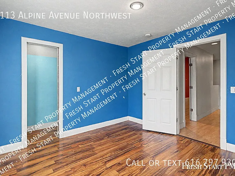 1113 Alpine Ave NW — Photo 25
