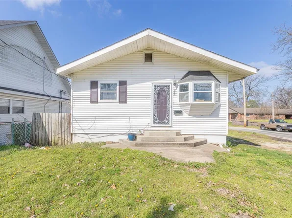 827 N 9th St, Poplar Bluff, MO 63901