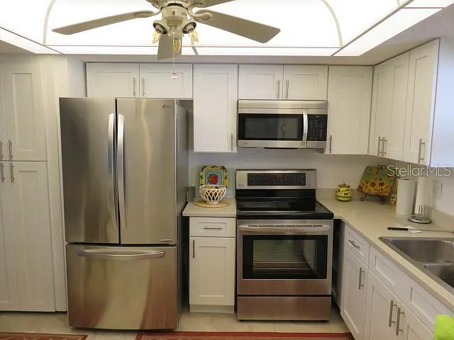 2 bed, 2.0 bath, 1280 sqft, $2,200 — Photo 2