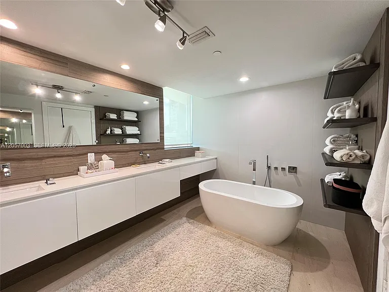 1331 Brickell Bay Dr #48 — Photo 28