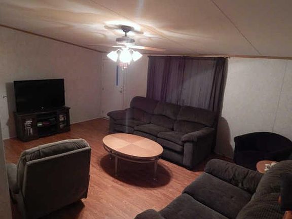 3rd image of 3039 Fayetteville Hwy S