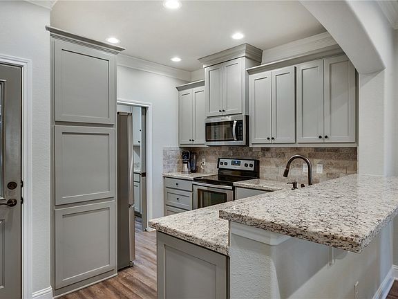 5th image of 1755 Summit Crossing Ln
