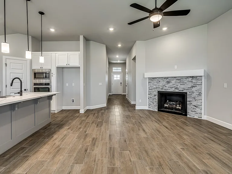 14105 Giverny Ave — Photo 9