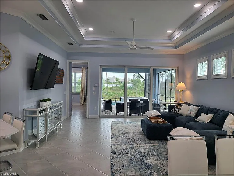 8920 Calypso Ct — Photo 3