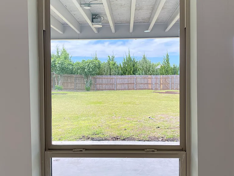 421 Tallowtree Dr #1 — Photo 6