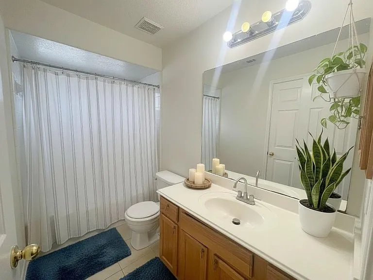 18807 Harbor Key Cir — Photo 39