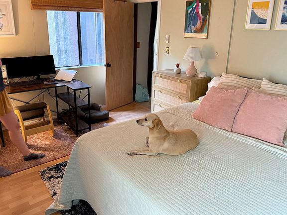 Ground floor bedroom with full bath