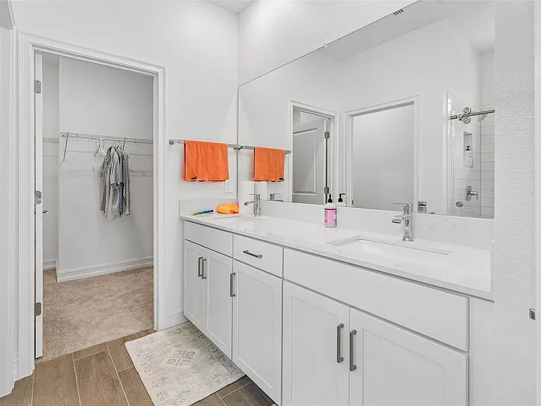 18542 Serene Lake Loop — Photo 47