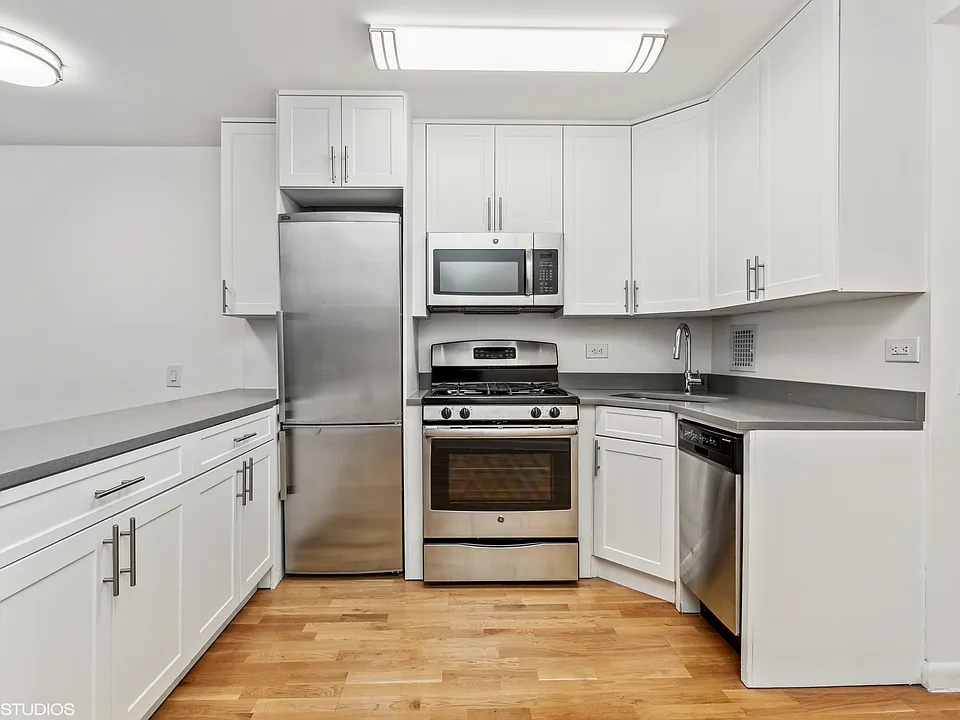 385 S End Ave #6E