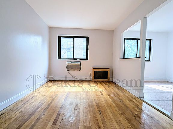 2nd image of 25-33 23rd St #Dt5