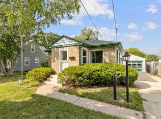 1826 Spohn Ave, Madison, WI 53704