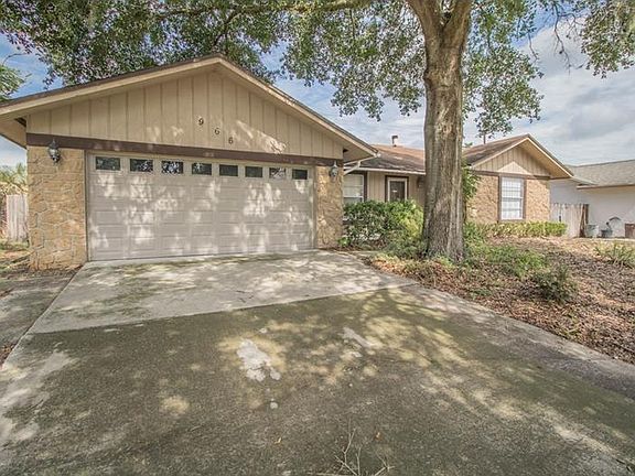 3rd image of 966 N Jerico Dr