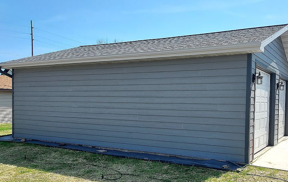 New 2.5 Car Garage