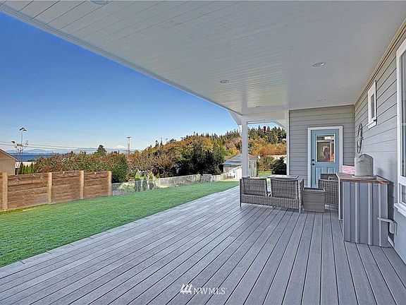5th image of 836 Granite Ln