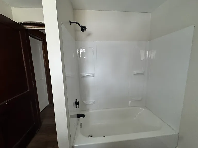 35 Ellenwood Ave #35 — Photo 16