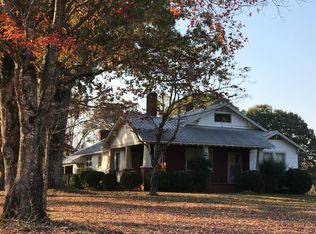 119 Burnt Tanyard Rd, West Union, SC 29696