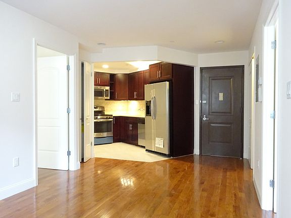 2nd image of 456 W 167th St APT 2B