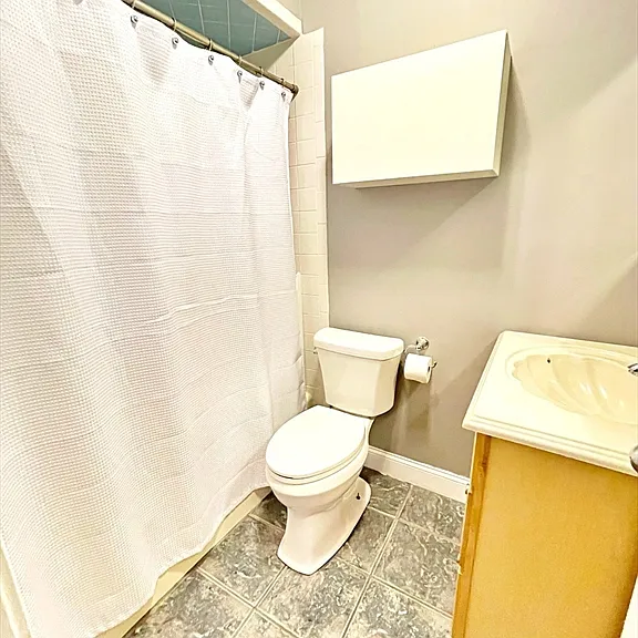 182 Cottage St #101 — Photo 19