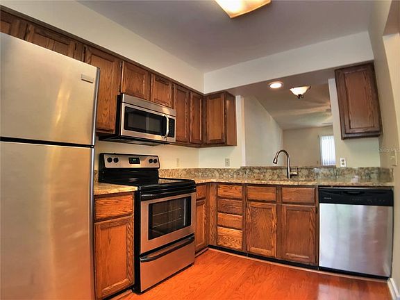 4th image of 2404 Gallery View Dr #204