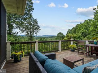 210 Grand View Rd, Washington, VA 22747