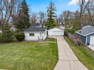 530 Morris Ave, Green Bay, WI 54304