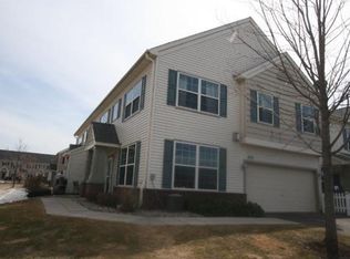 835 Braunworth Ct, Chaska, MN 55318
