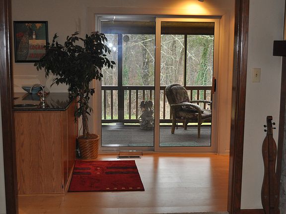 wet bar and screen porch