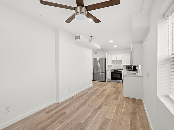 3rd image of 3103 16th St N #3103