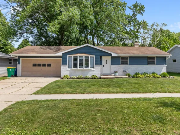334 Westplain Dr, Green Bay, WI 54303