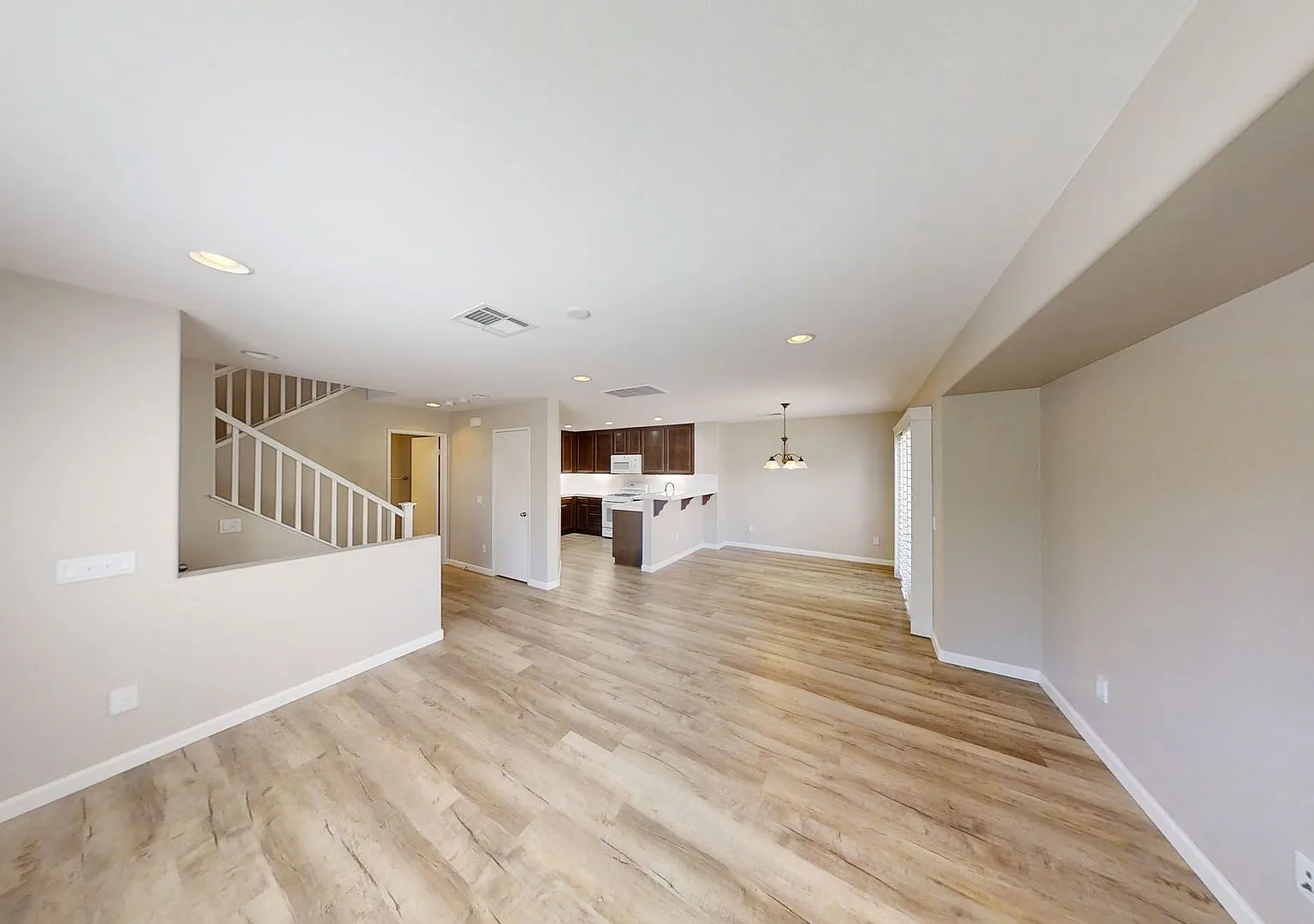 Beautiful 3 bed 2.5 bath in Beaumont, Ca. — Photo 4