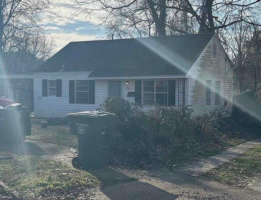 1st image of 3793 Barron Ave