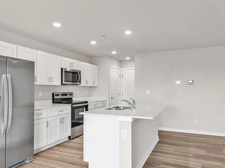 20573 Margo St — Photo 37