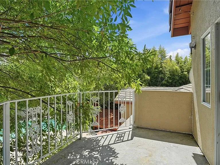 5224 Woodlake Ave — Photo 42