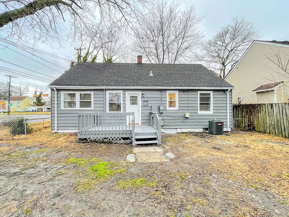 1st image of 1600 Wickham Ave