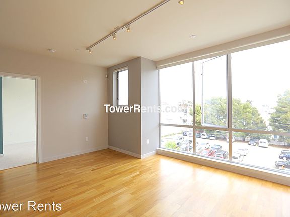 3rd image of 380 14th St APT 305