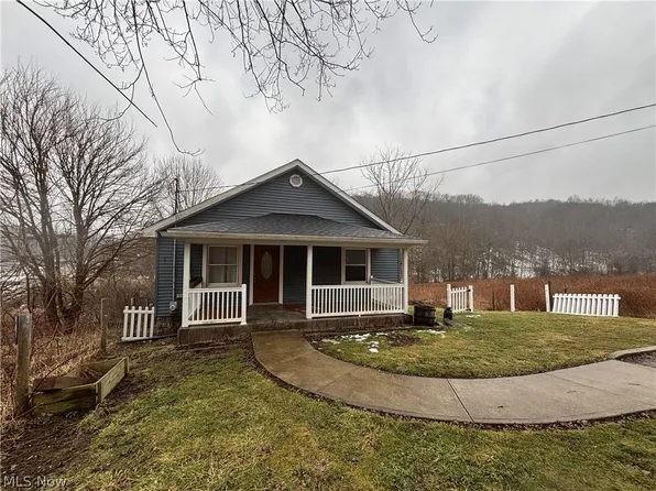 4301 Steubenville Rd SE, Amsterdam, OH 43903