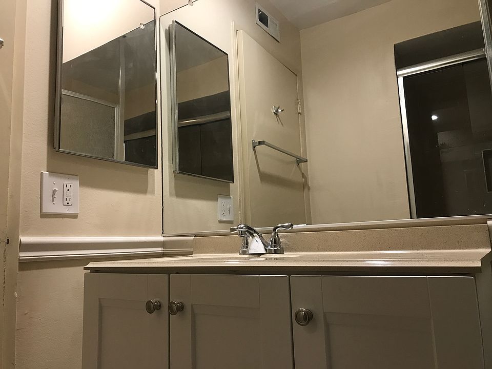1st image of 1345 Cameo Ln