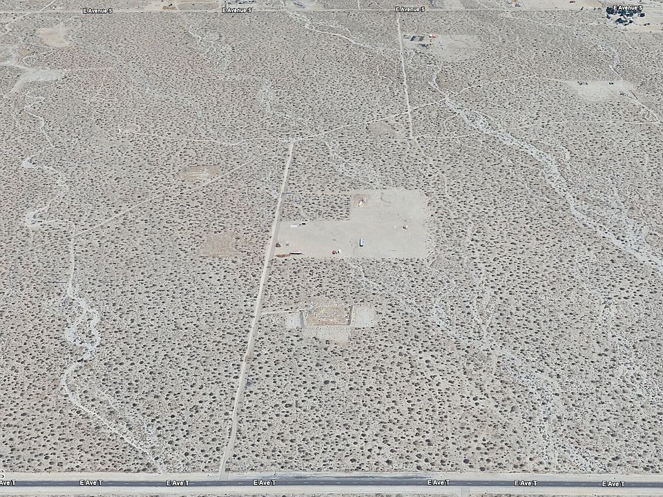 2nd image of E Avenue S 8