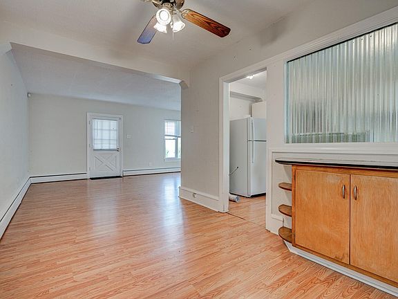 3rd image of 2919 W Berwyn Ave #1