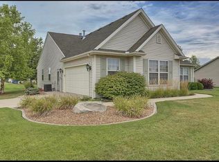 609 Sedgegrass Dr, Champaign, IL